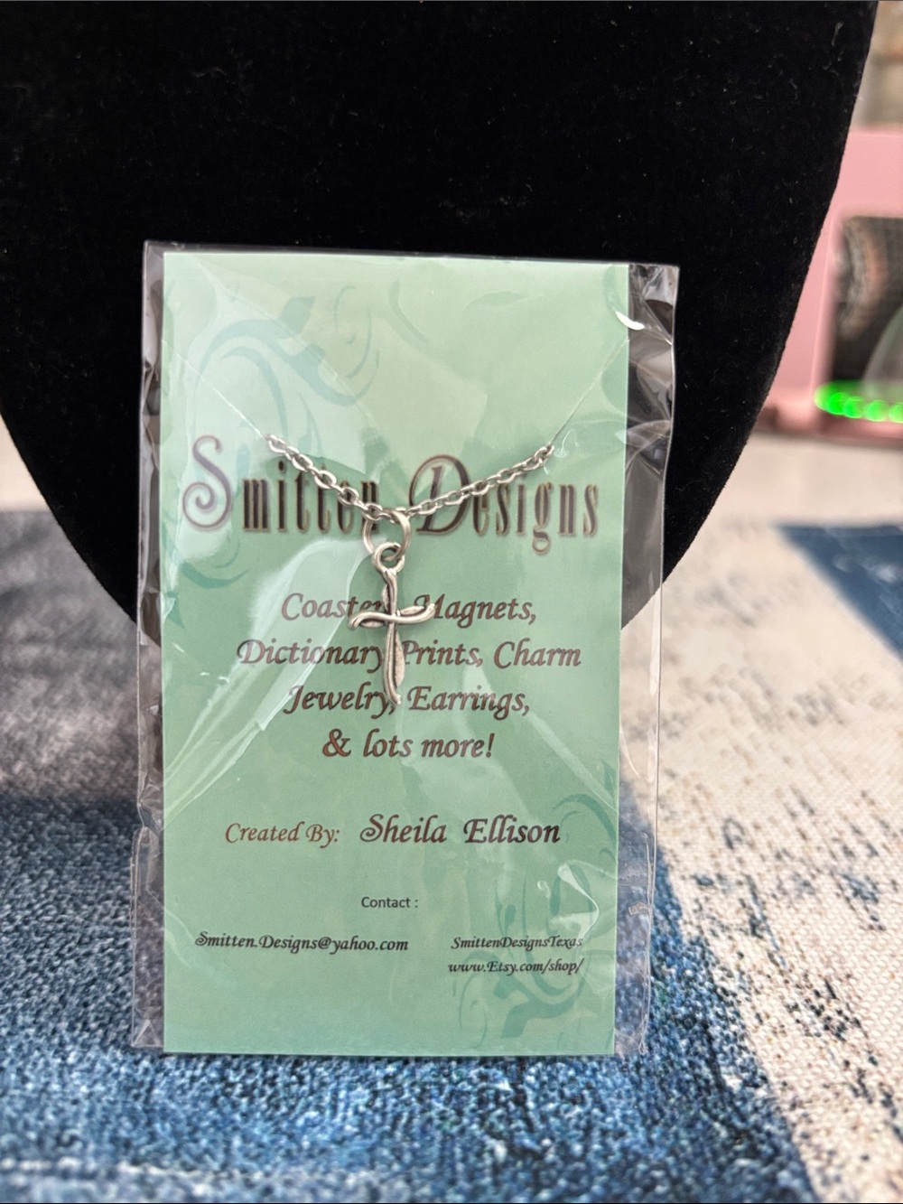 Smitten Designs Silver Cross Pendant Necklace
